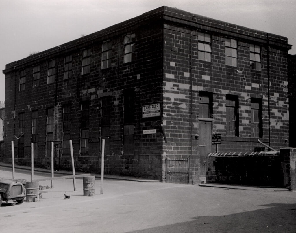 Clergy Jubilee School in Carliol Square, 1968. The school, first opened in 1821 sat directly behind Newcastle Gaol. Like the gaol it was designed by John Dobson. The school was described by Hisrtorian Eneas Mackenzie as “a plain, unornamented. stone…